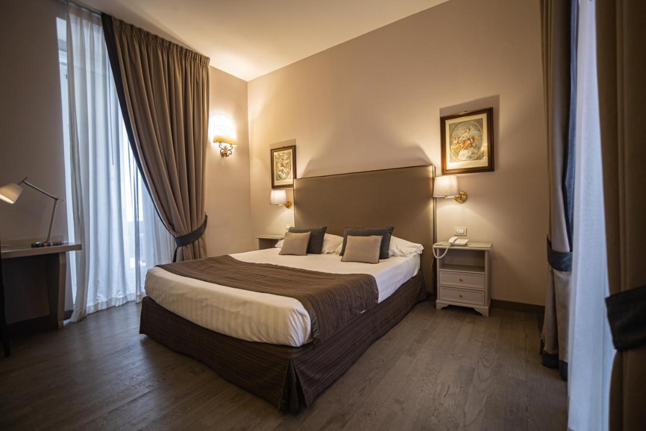 Hotel Del Real Orto Botanico Naples